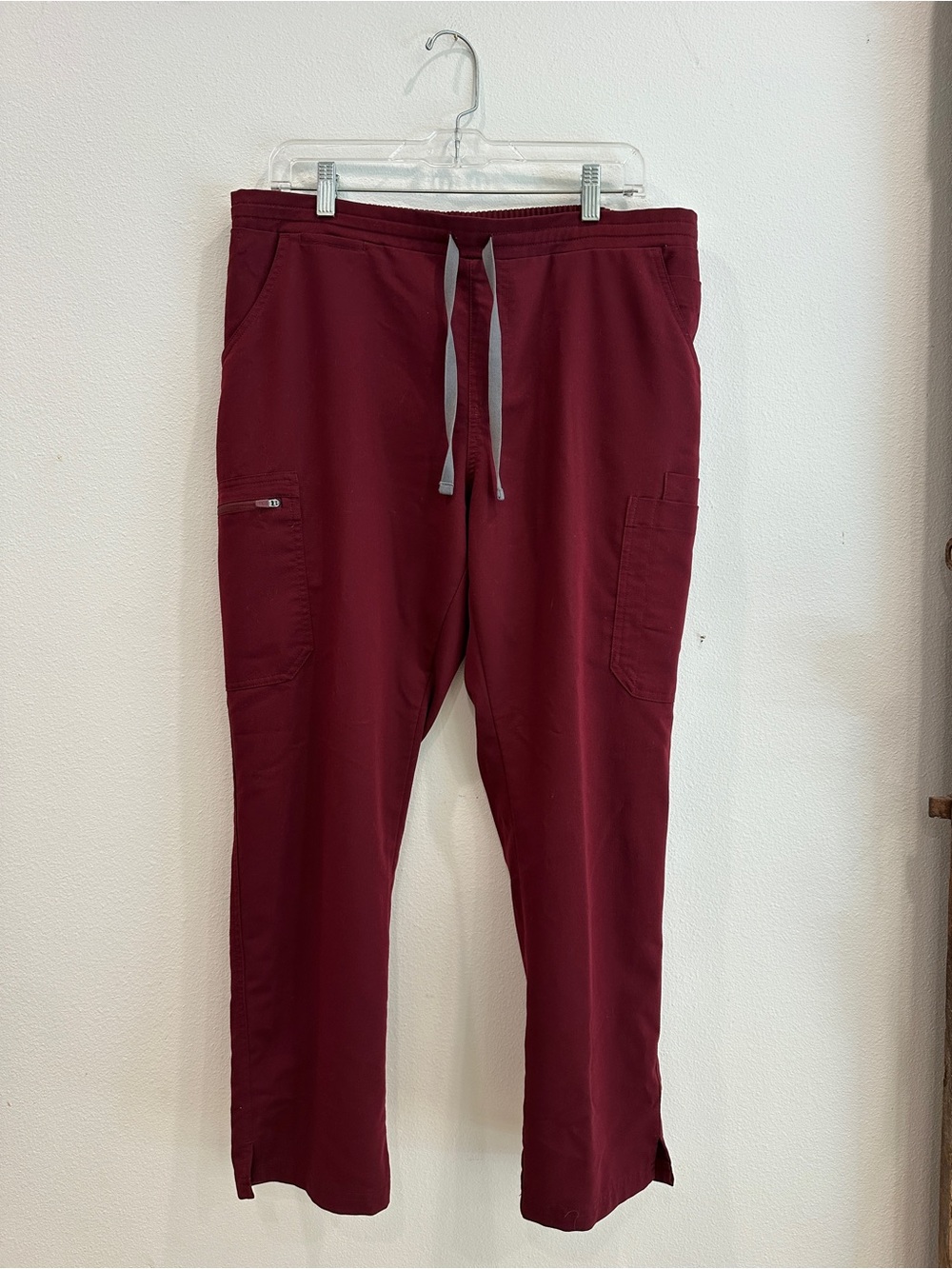 Figs Burgundy Yola Scrub Pants size Large Petite
